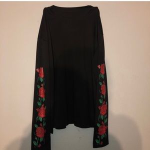 black long sleeve roses
